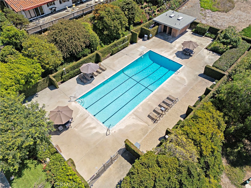 2612 Lighthouse Lane