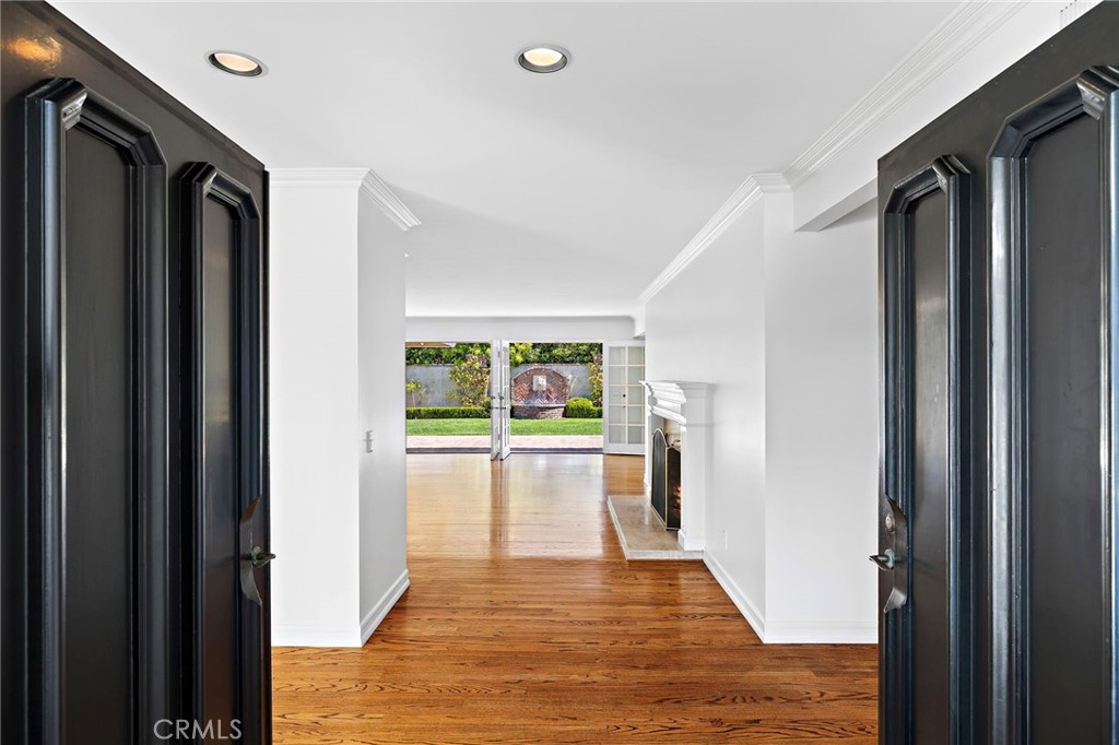 2612 Lighthouse Lane