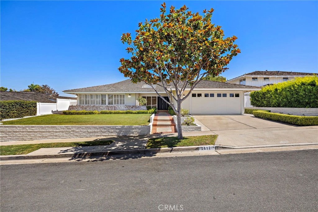 2612 Lighthouse Lane