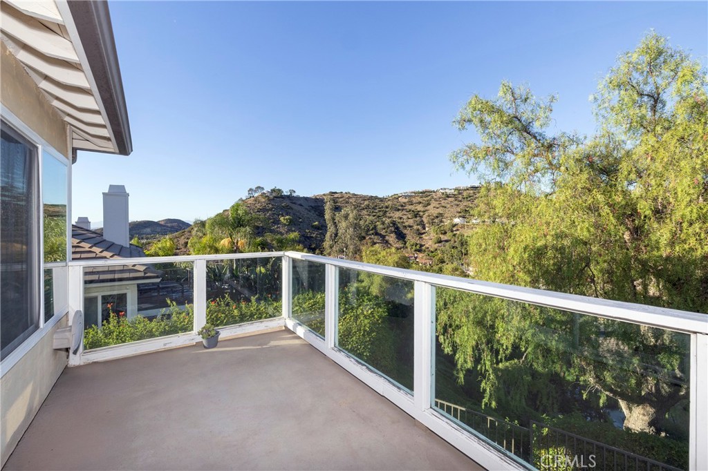 6307 E Rocking Horse Way