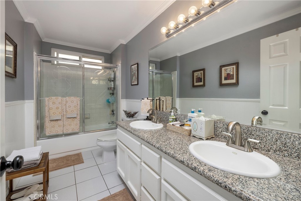 6307 E Rocking Horse Way