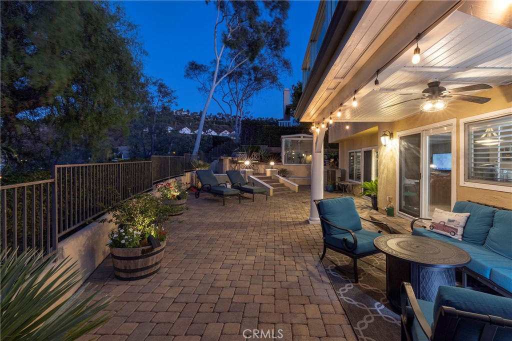 6307 E Rocking Horse Way