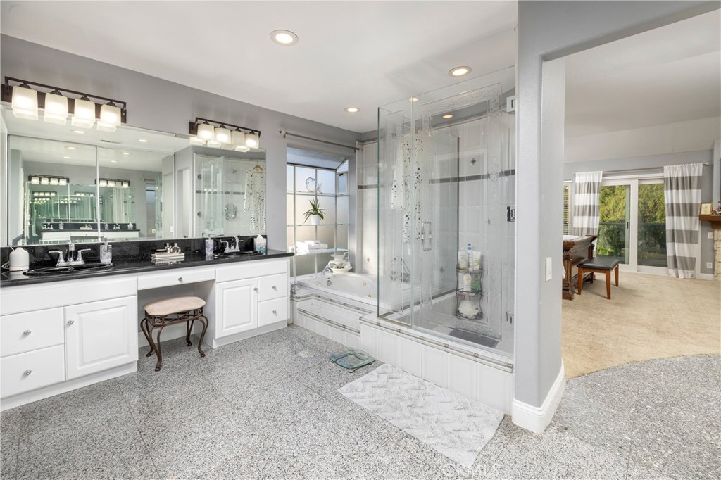 6307 E Rocking Horse Way