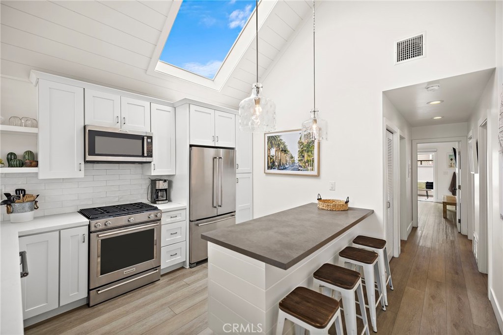 207 40th Street 2