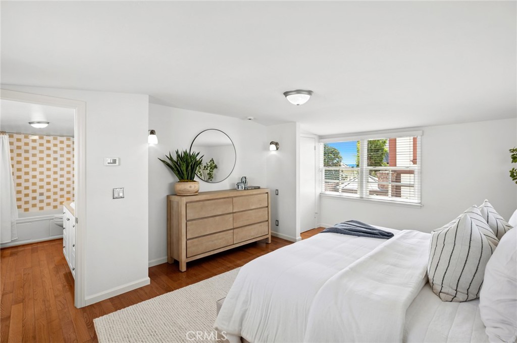 1537 E Ocean Boulevard