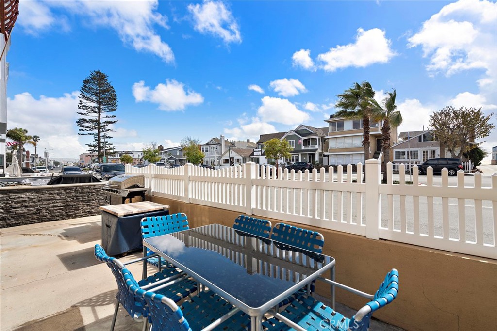 112 E Balboa Boulevard A