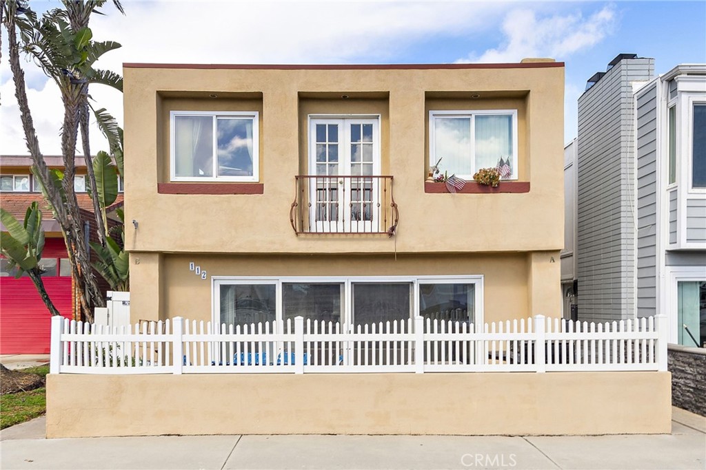 112 E Balboa Boulevard A