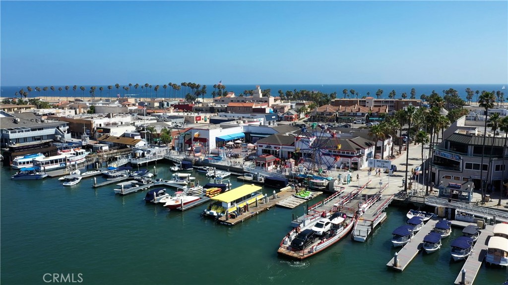 112 E Balboa Boulevard A