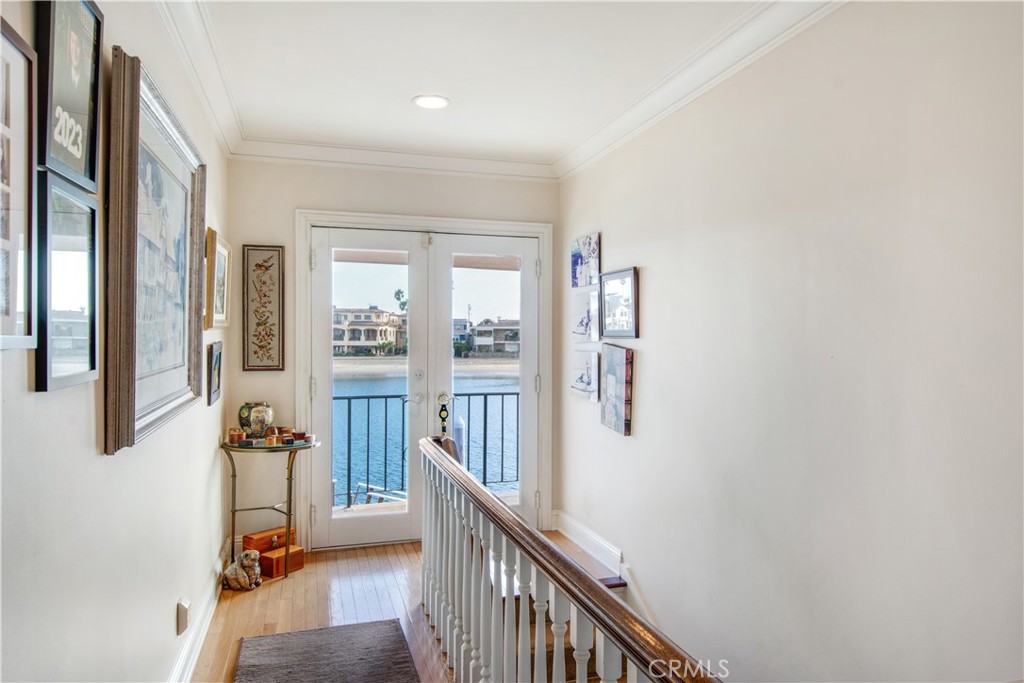 5585 E Corso Di Napoli