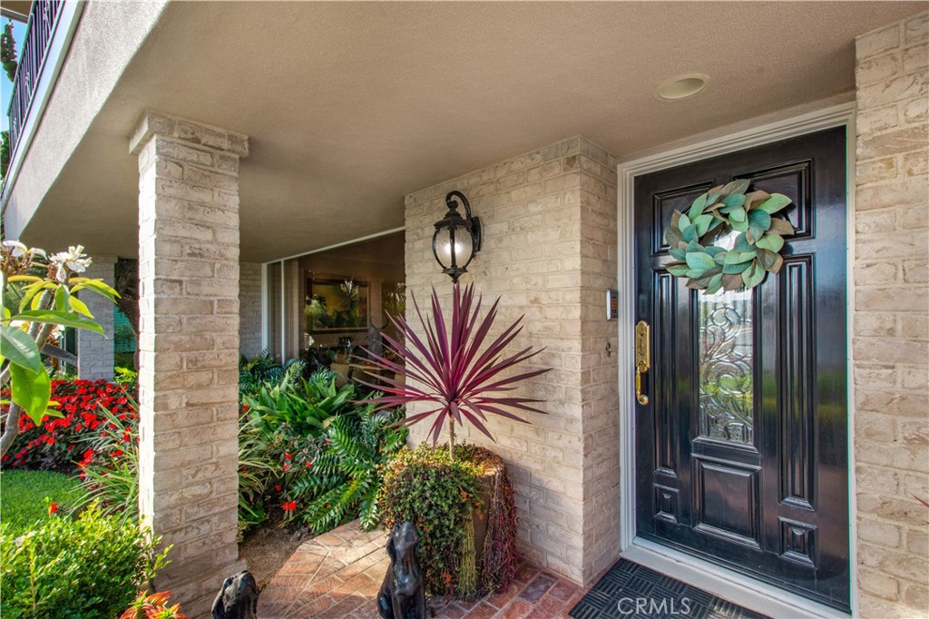 5585 E Corso Di Napoli