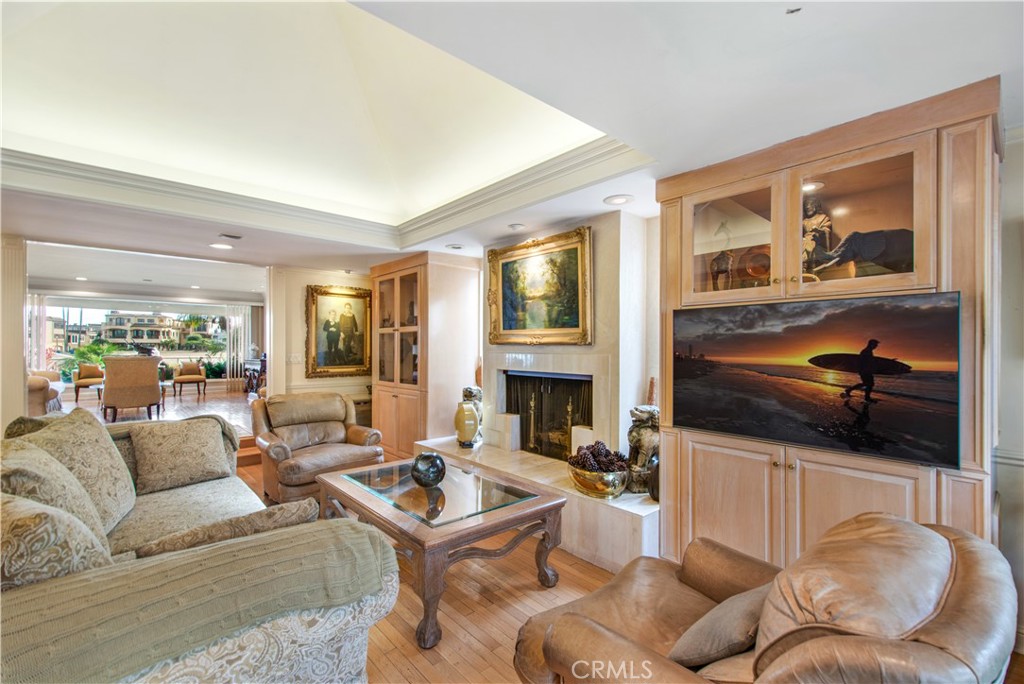 5585 E Corso Di Napoli