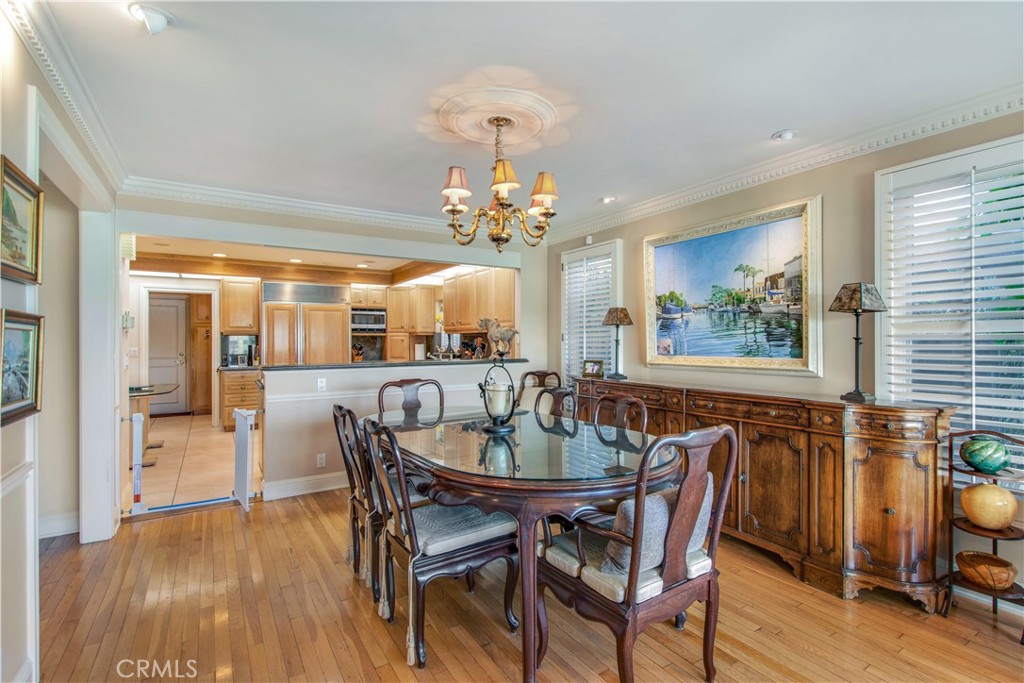 5585 E Corso Di Napoli