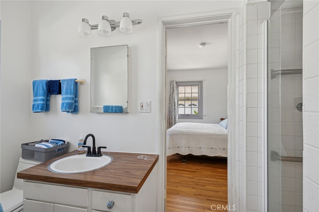 476 Costa Mesa Street