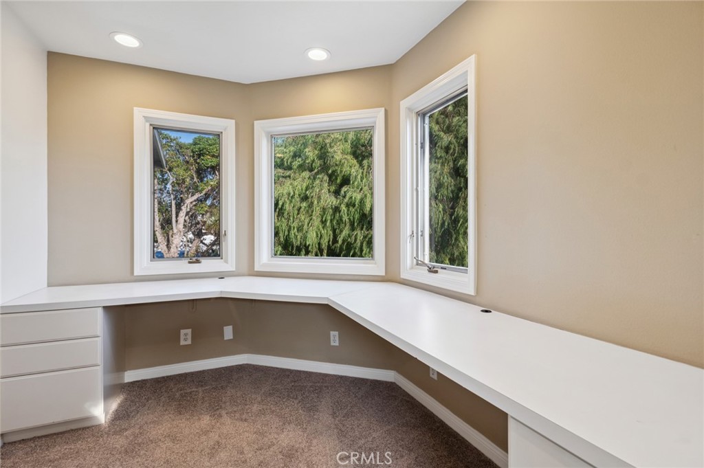 1812 Highland Drive