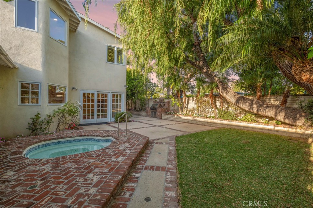 1812 Highland Drive