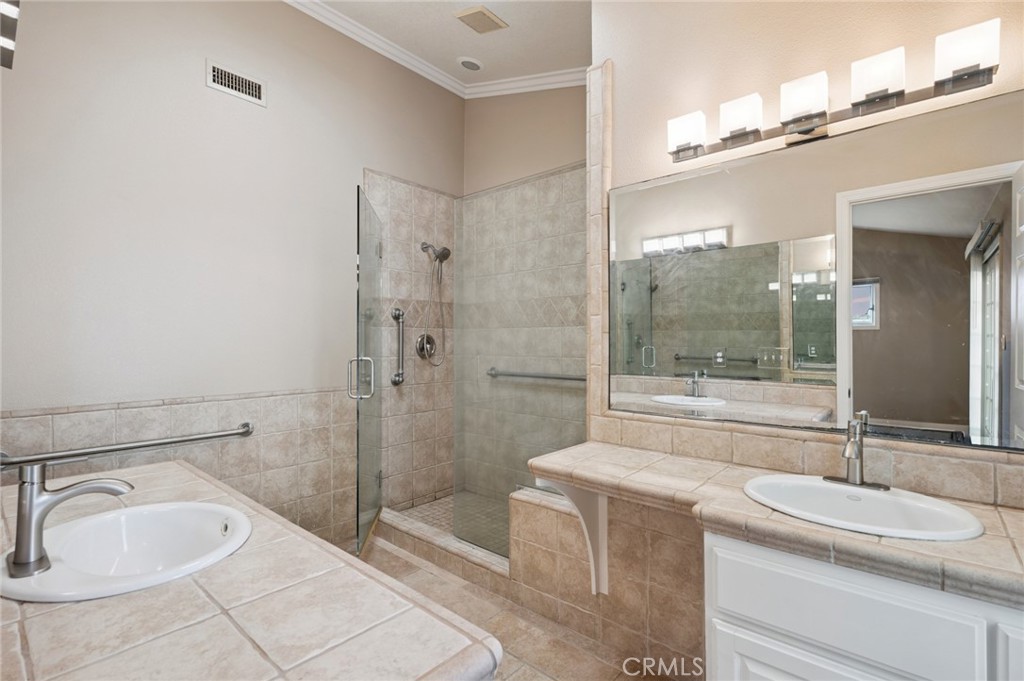 1812 Highland Drive