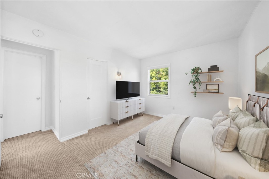 465 Santa Ana Avenue