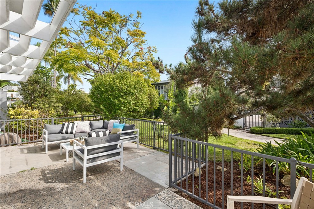 1008 Buckingham Drive