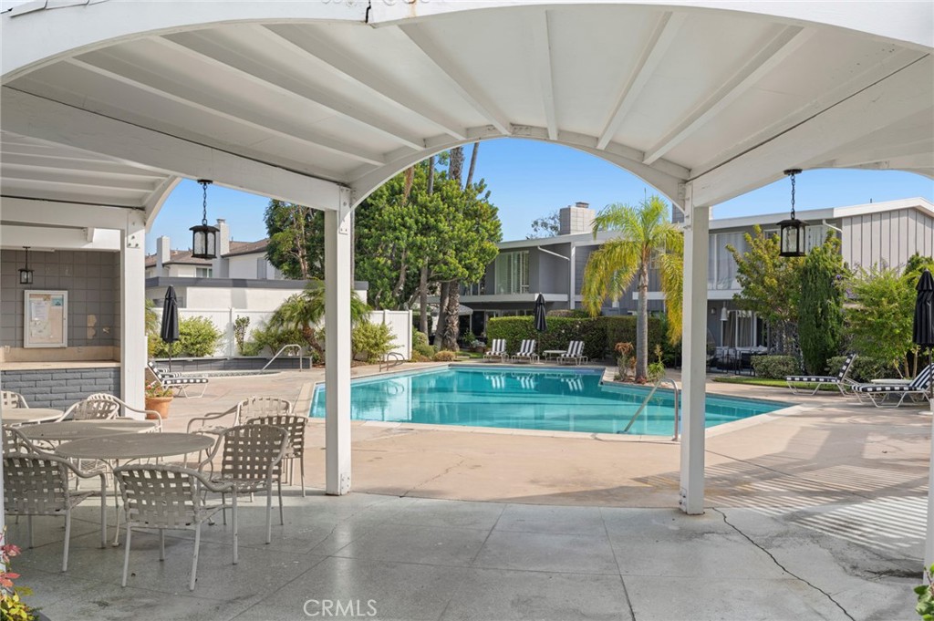 1008 Buckingham Drive