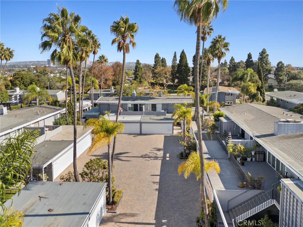 1008 Buckingham Drive