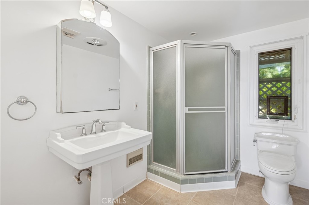 1727 Galatea Terrace