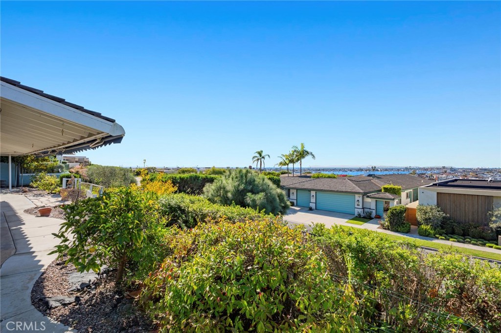 1727 Galatea Terrace