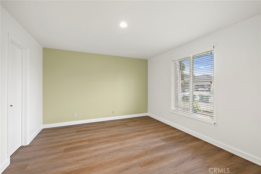 20152 Redlands Drive