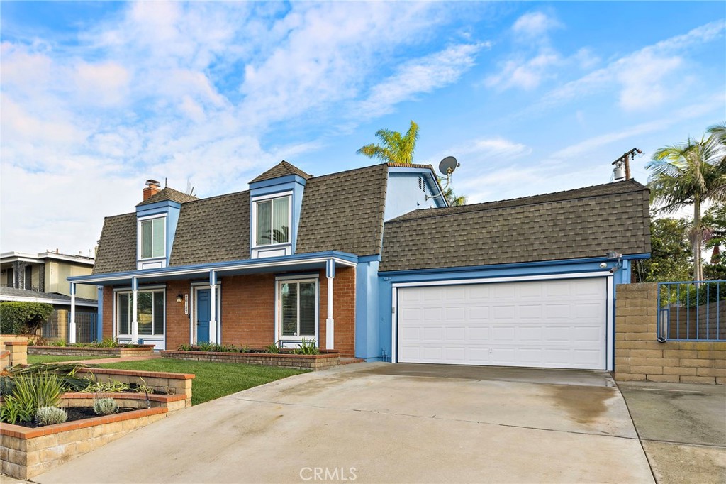 20152 Redlands Drive