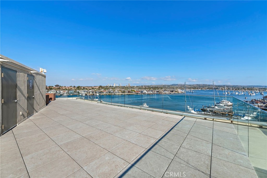 310 Fernando Street 303