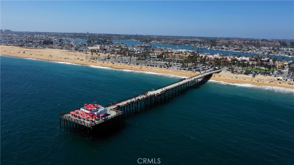 310 Fernando Street 307