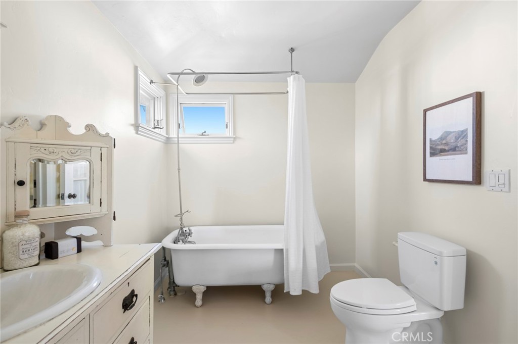 1300 W Balboa Boulevard