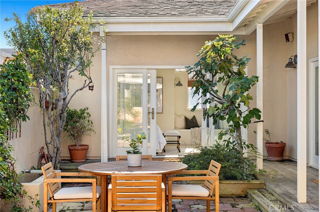 1300 W Balboa Boulevard