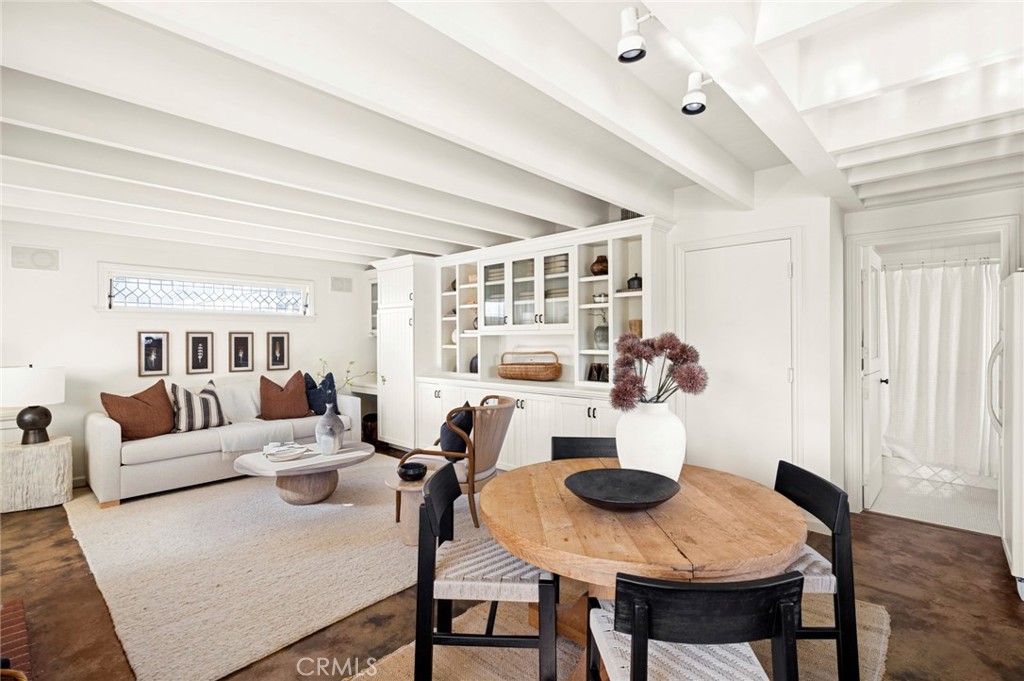 1300 W Balboa Boulevard