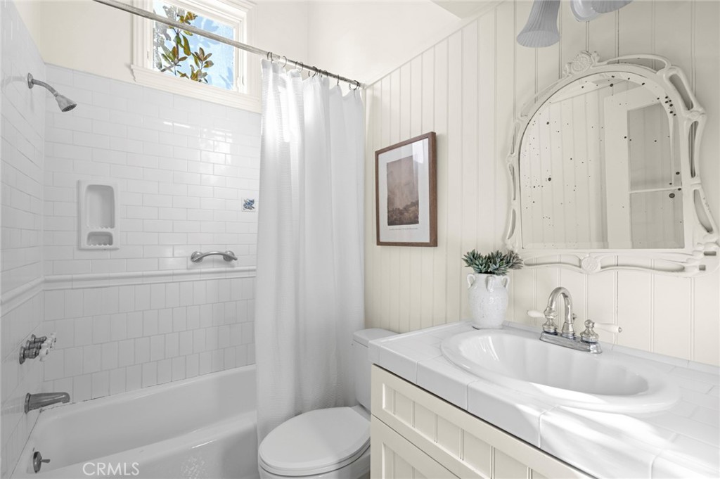 1300 W Balboa Boulevard