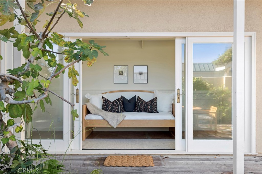 1300 W Balboa Boulevard