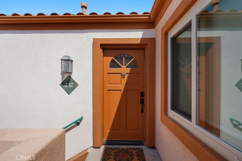 232 Villa Point Drive