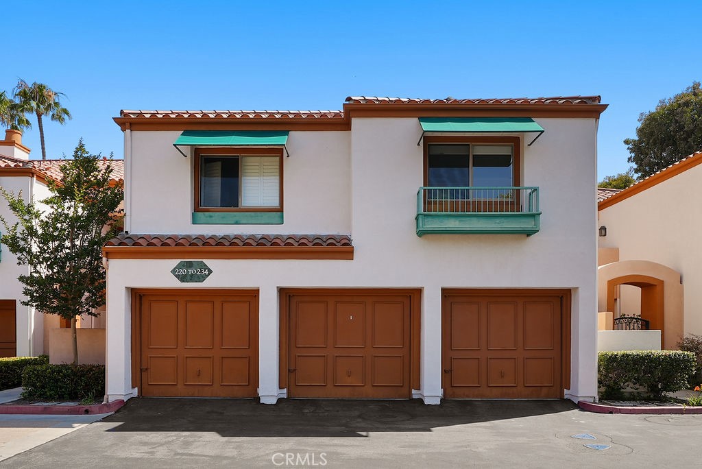 232 Villa Point Drive