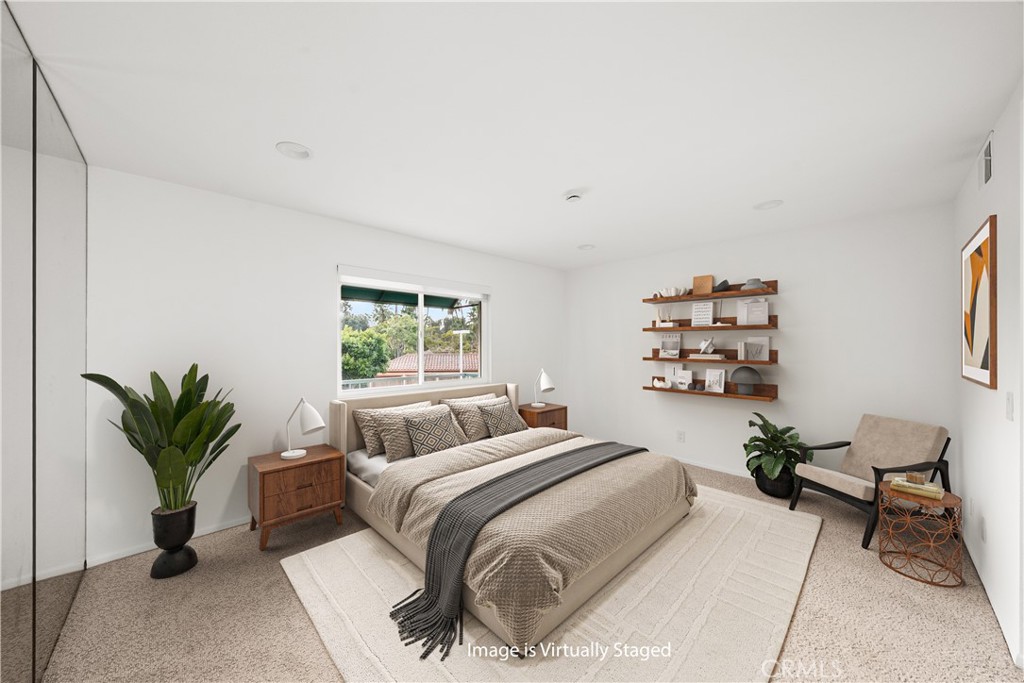 232 Villa Point Drive