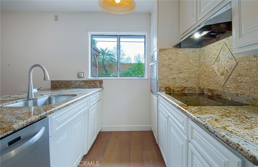 2913 Jacaranda Avenue