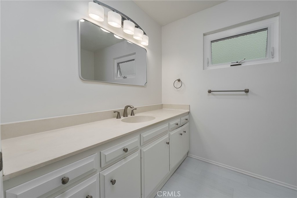 1507 Buena Vista