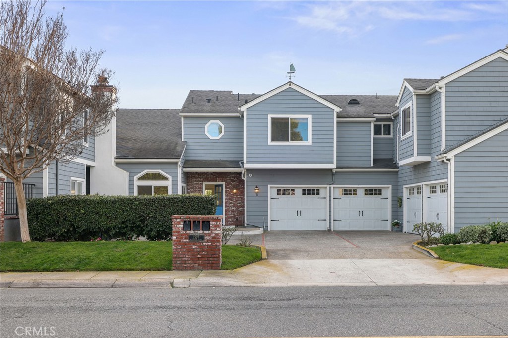 1597 Riverside