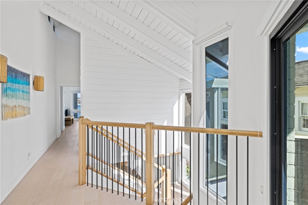 1126 E Balboa Boulevard