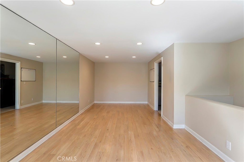 22 Belmont