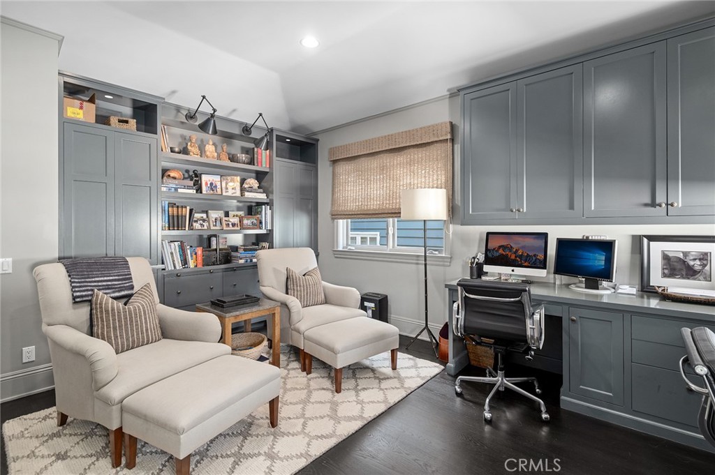 2601 Bayshore Drive