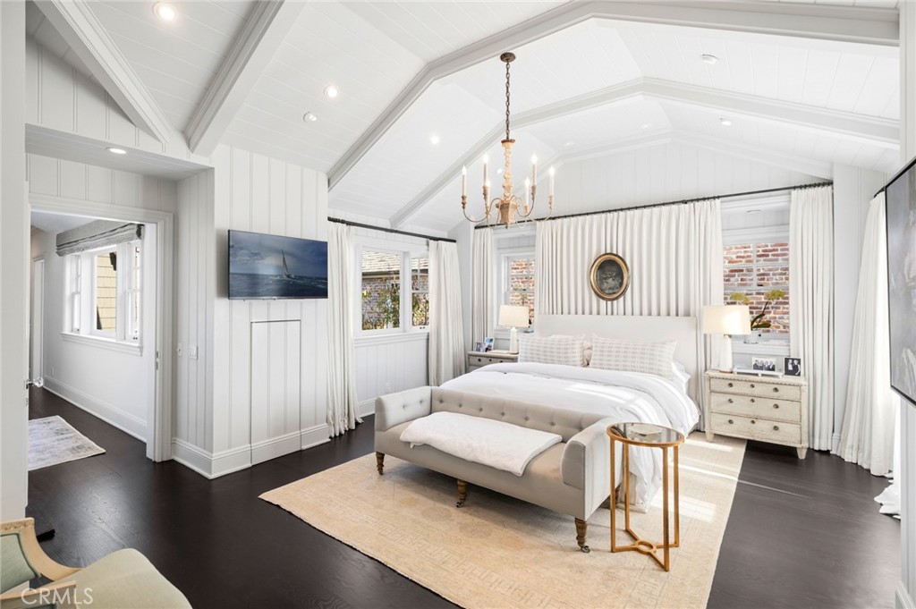 2601 Bayshore Drive