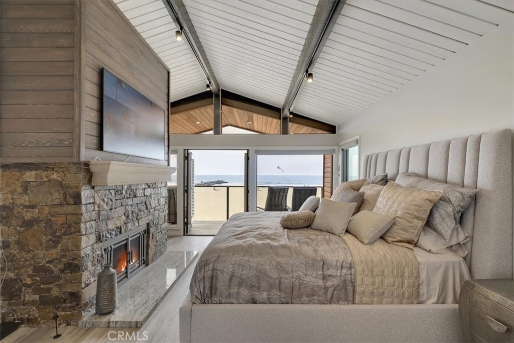 2808 W Oceanfront