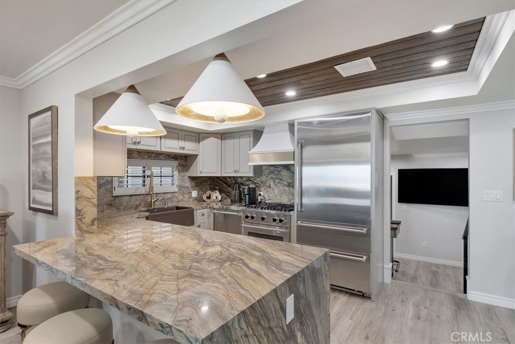 2808 W Oceanfront