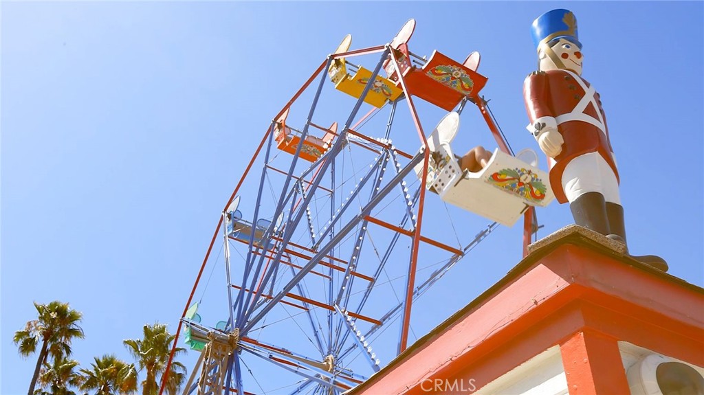 207 E Edgewater Avenue Rear