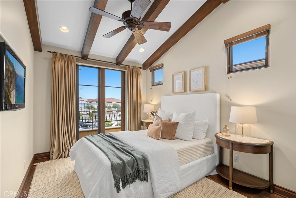 1414 W Oceanfront