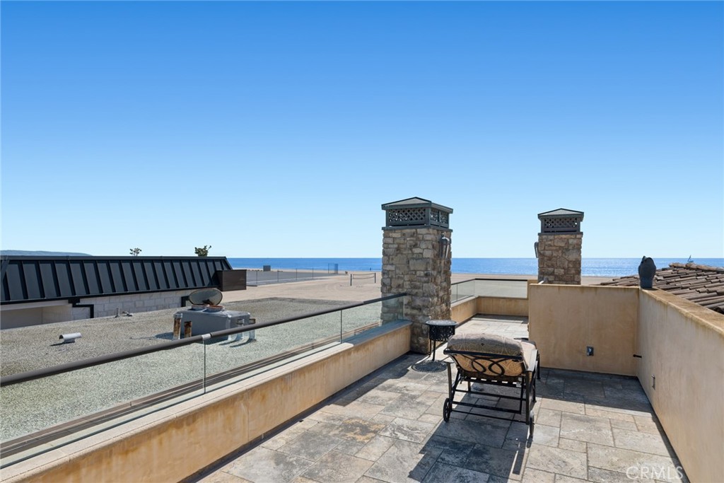 1414 W Oceanfront